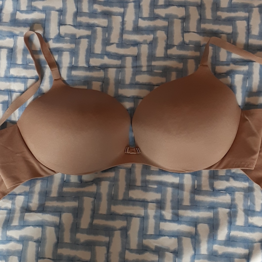 Victoria's Secret Lined Demi Bra 38D